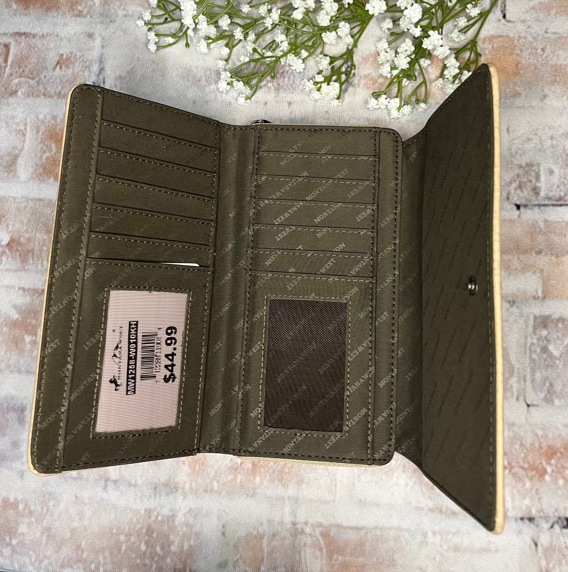 Embroidered Mandala Wallet - The Diamond Spur Boutique