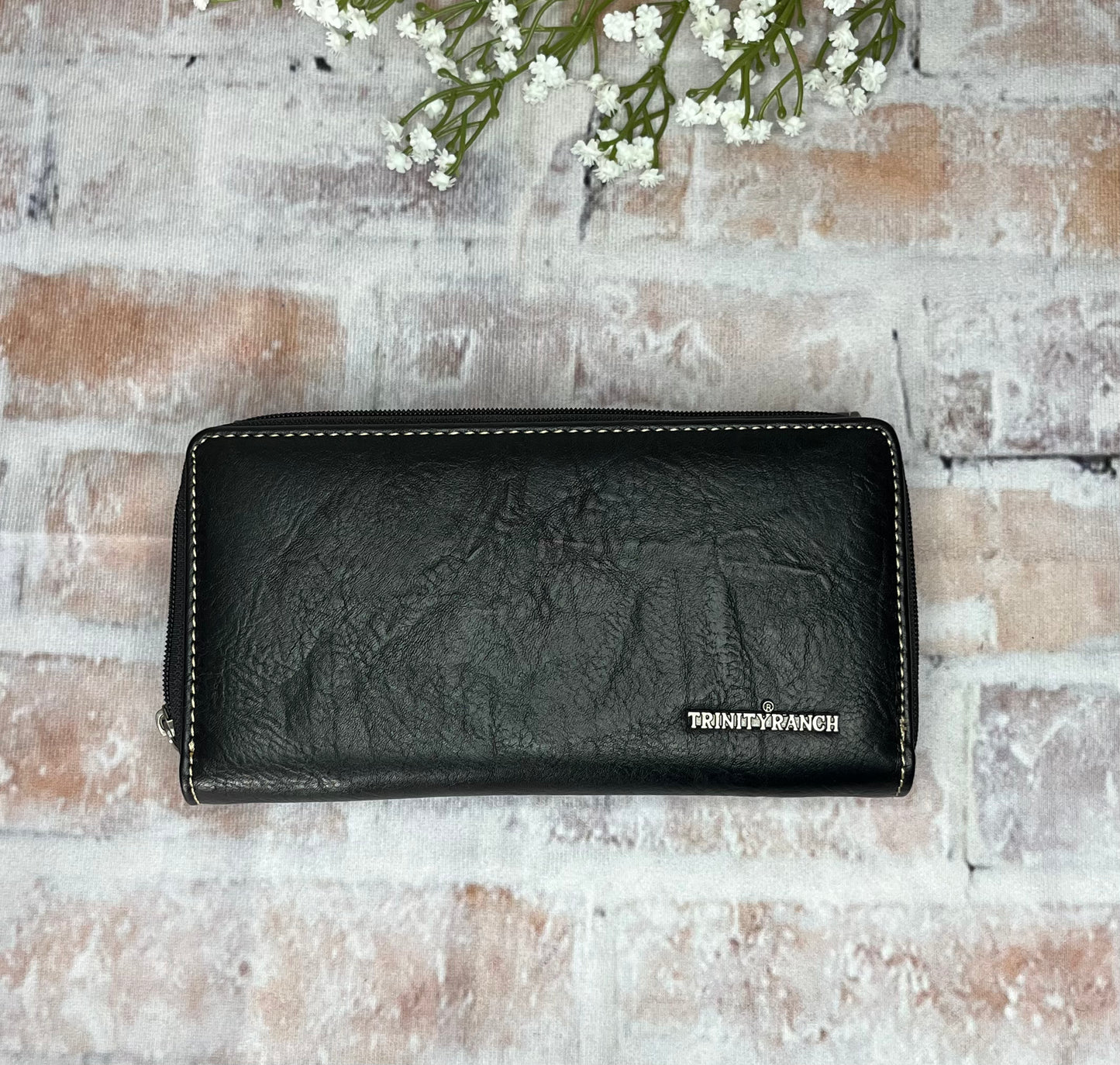 Stitched Diamond Secretary Style Wallet - The Diamond Spur Boutique