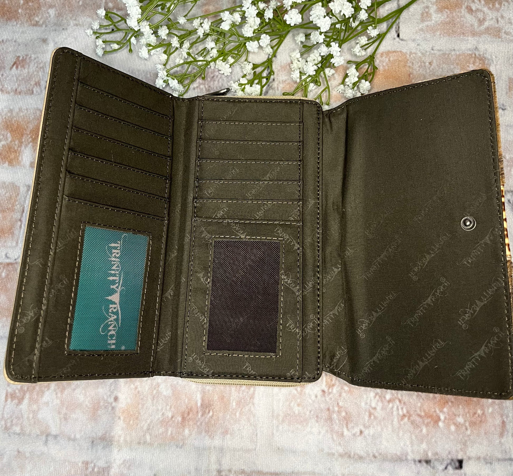 Tan Hair On Hide Diamond Wallet - The Diamond Spur Boutique