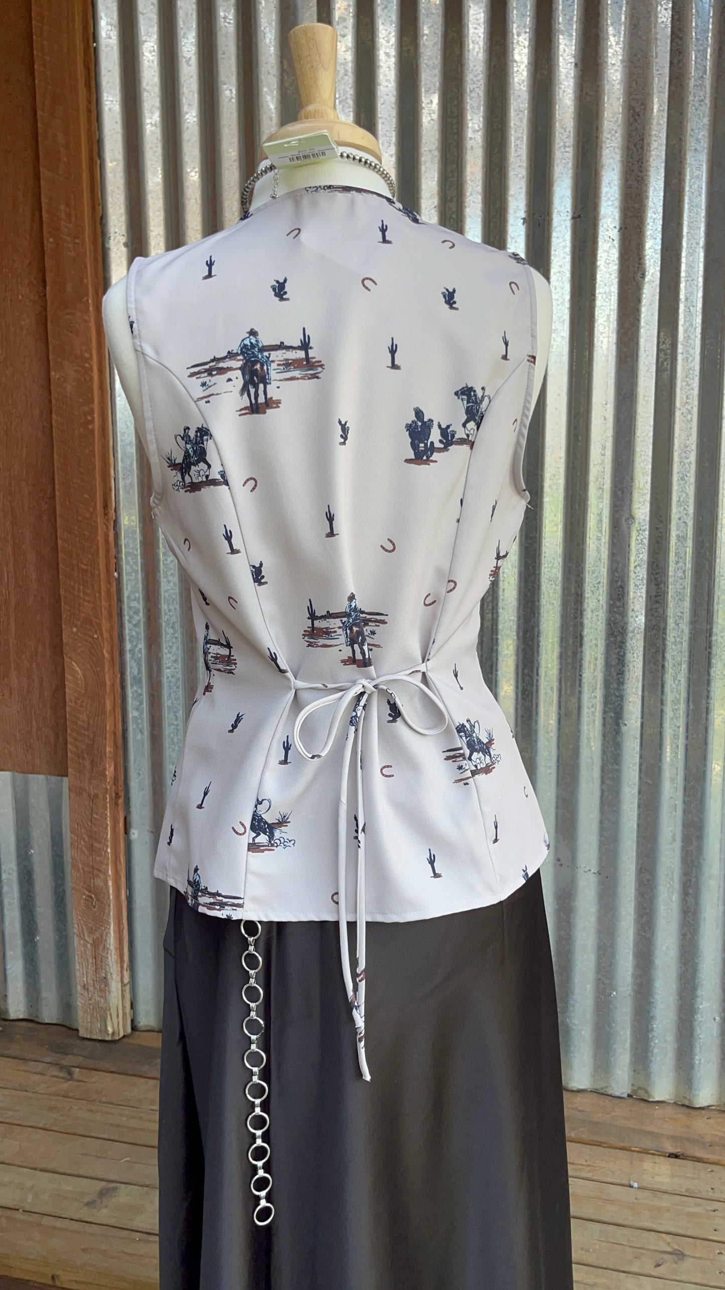 Fitted Cowboy Print Button Up Vest - The Diamond Spur Boutique