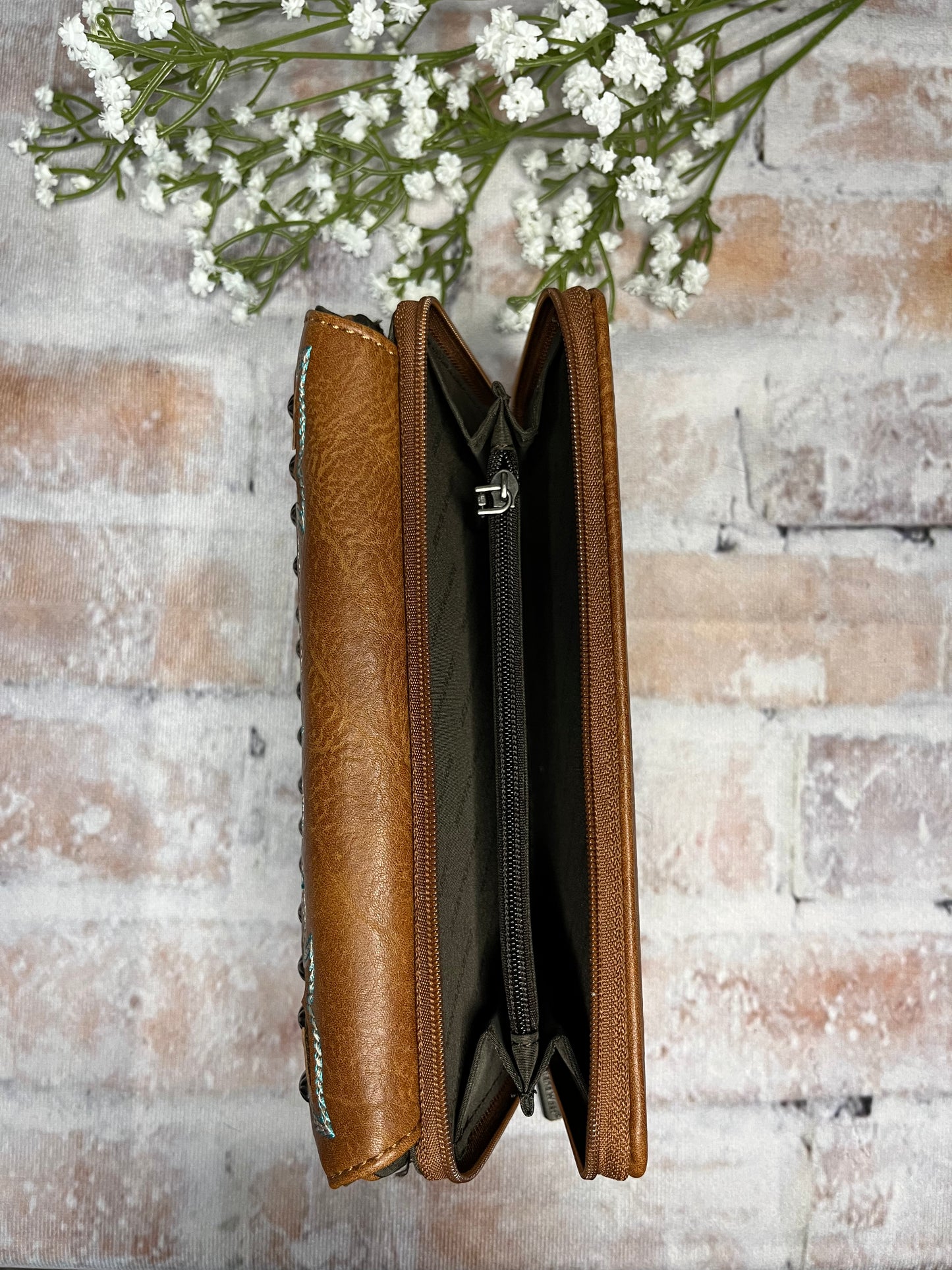 Western Stitch Wallet- Brown - The Diamond Spur Boutique