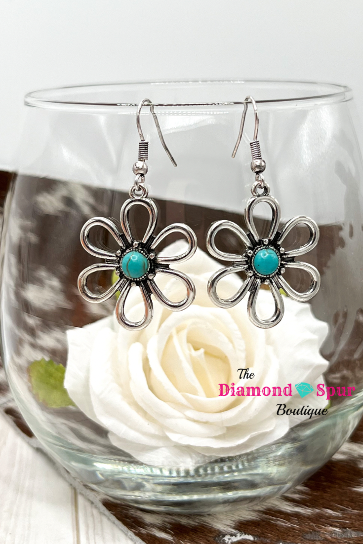 Flower Earrings - The Diamond Spur Boutique