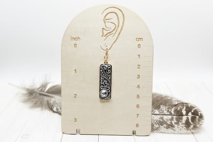 AB Crystal Filigree Bar Earrings - The Diamond Spur Boutique