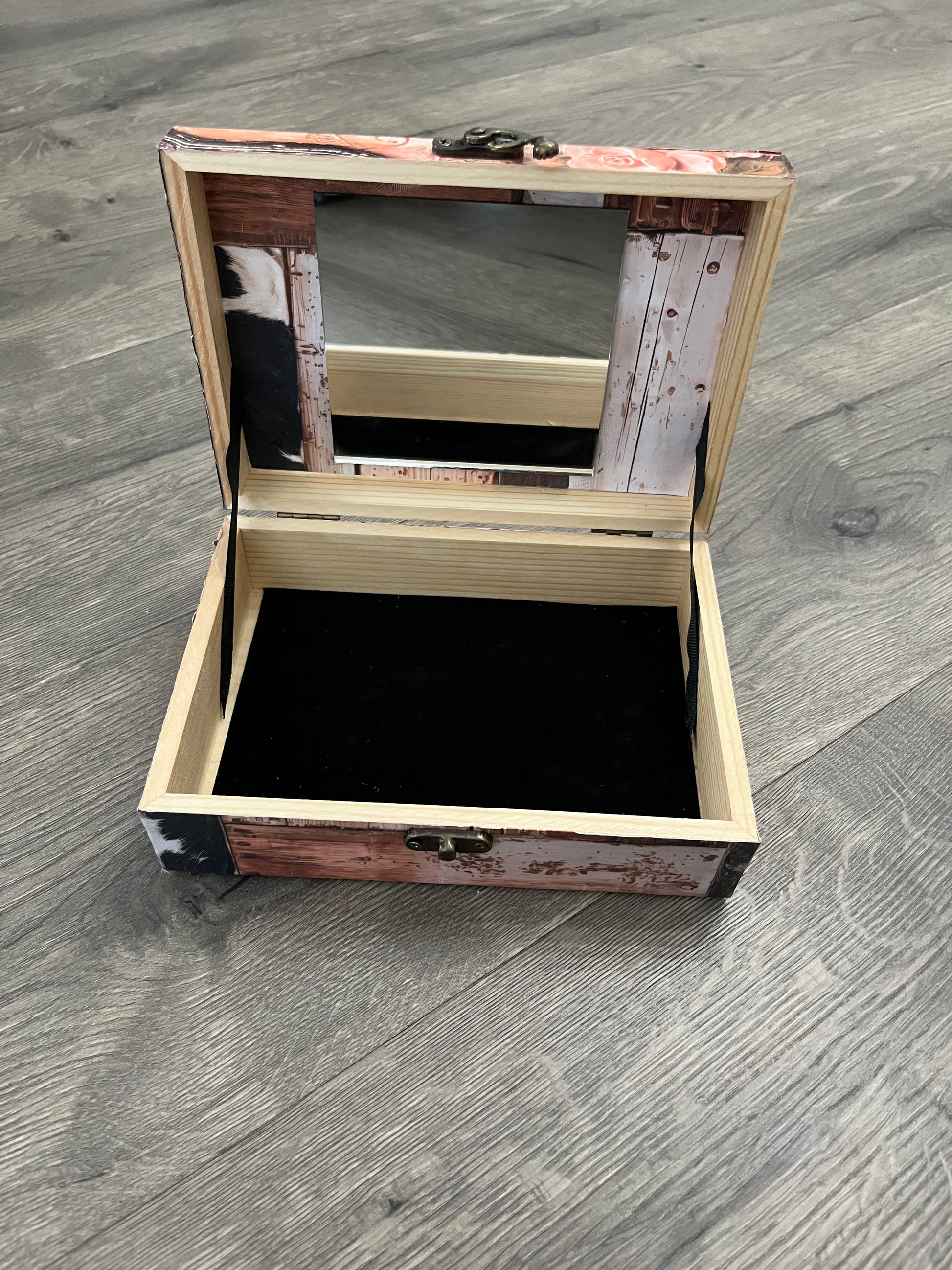 Pink Roses Jewelry/Keepsake Box - The Diamond Spur Boutique