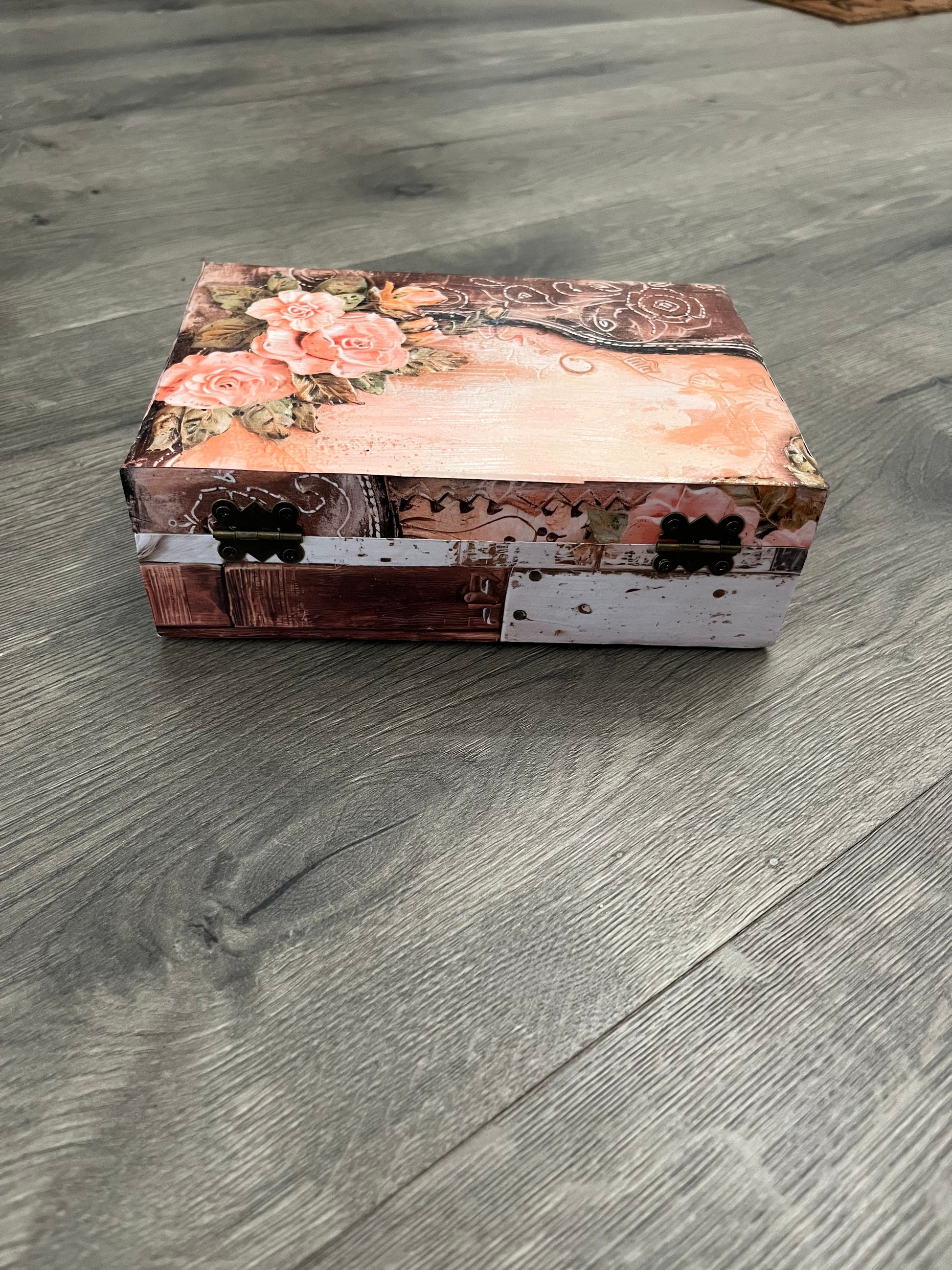 Pink Roses Jewelry/Keepsake Box - The Diamond Spur Boutique