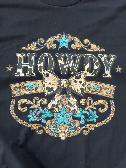 Howdy Tee - The Diamond Spur Boutique