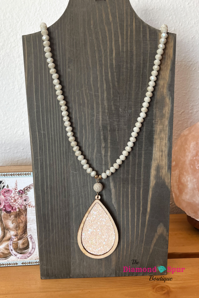 Long Sparkling Pendant Necklace - The Diamond Spur Boutique
